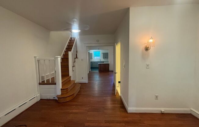 3 bedroom, 1.5 baths house with washer and dryer