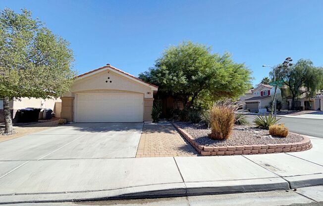 BEAUTIFUL FULLY FURNISHED SINGLE STORY HOME IN HENDERSON AVAILABLE FOR SHORT TERM LEASE