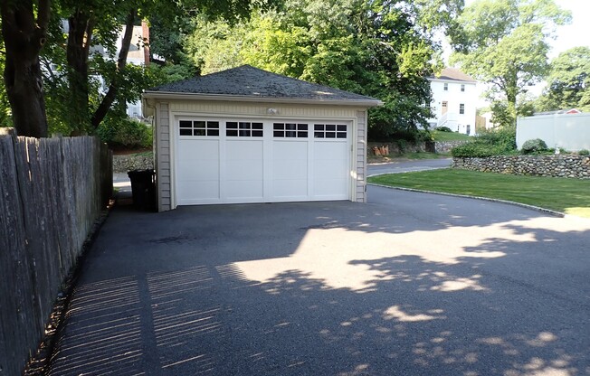 172 WESTON ST