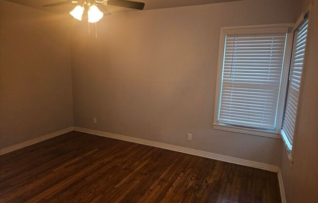 2 beds, 1 bath, $1,695