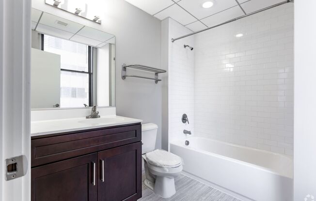 1 bed, 1 bath, 499 sqft, $1,425, Unit HA-715