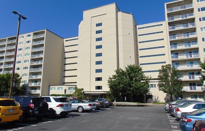 1 bed, 1 bath, 774 sqft, $2,000, Unit 313