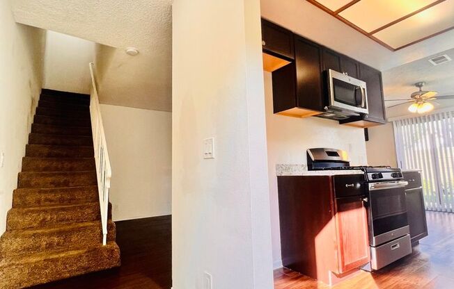 3 beds, 2.5 baths, 1,238 sqft, $3,500, Unit 7881-D