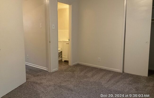 1 bed, 1 bath, 490 sqft, $895, Unit 04227-08