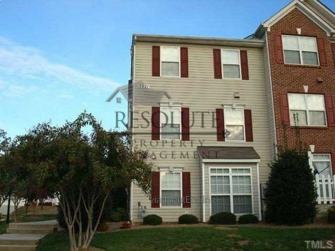 2611 IVORY RUN WAY