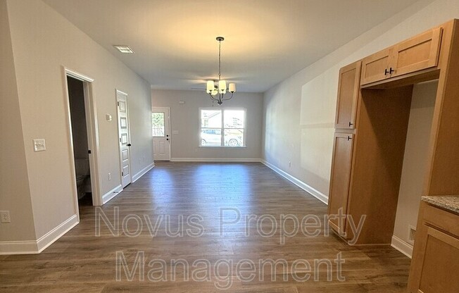 108 CREST POINTE