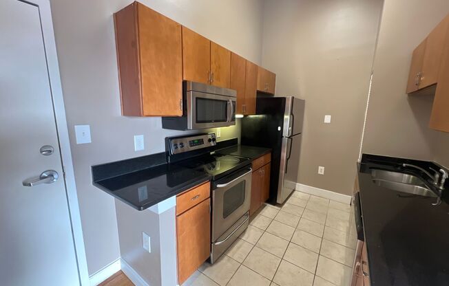 3 beds, 2 baths, 1,223 sqft, $1,850, Unit 4E