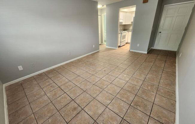 101 N Fernwood Ave