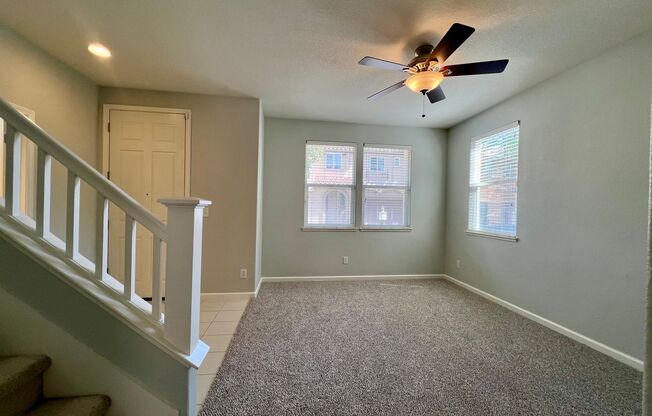 Charming and Clean 3 bed/3 bath in The Hamptons Natomas