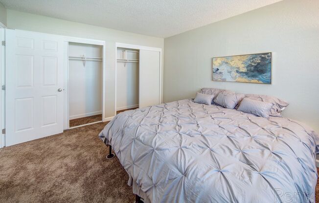 2 beds, 1 bath, 690 sqft, $1,600, Unit 32