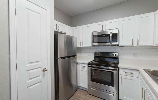 2 beds, 2 baths, 1,149 sqft, $1,513