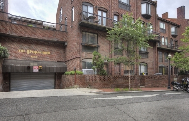 3240 Grace Street NW