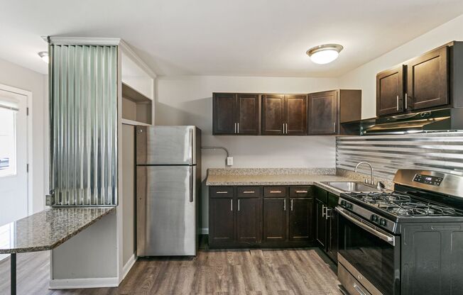 1 bed, 1 bath, 600 sqft, $995