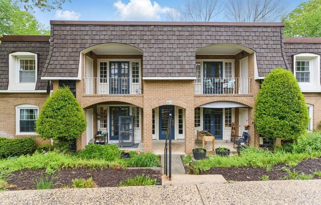 Updated Condo with Community Amenities