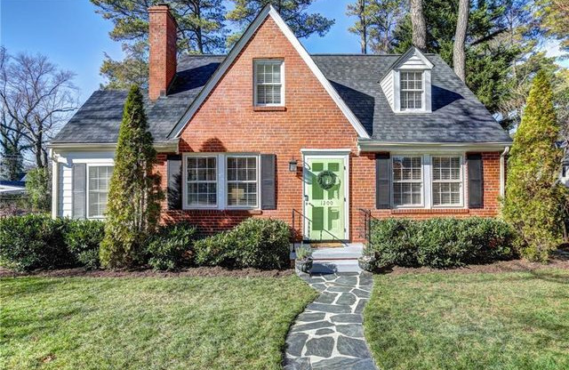 1200 NORMANDY DR