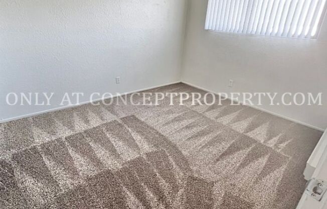 2 beds, 1 bath, 580 sqft, $1,249, Unit B3