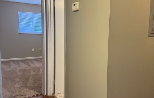 1 bed, 1 bath, 675 sqft, $925, Unit 2124CHE-303