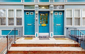 466 MONMOUTH ST