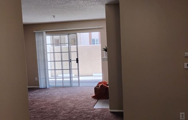 1 bed, 1 bath, 650 sqft, $2,425, Unit 8555-104