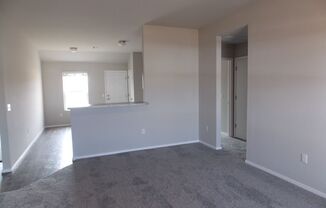 3 beds, 2 baths, $1,350