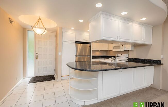 Spacious 2 Bedroom, 2 Bath Condo with Modern Comfort and Style