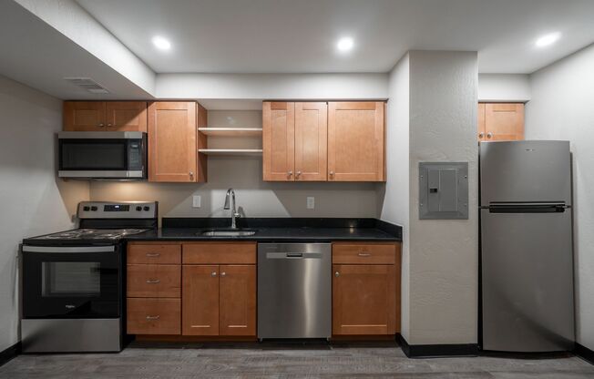 Whitney Avenue Apartments