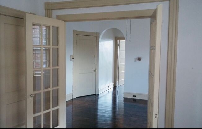 1 bed, 1 bath, $1,295, Unit Apt. 10