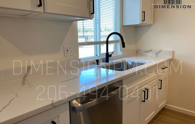 Centrally Located Apartments in Burien!