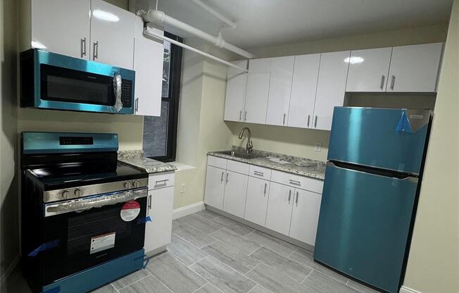 614 W 136 ST