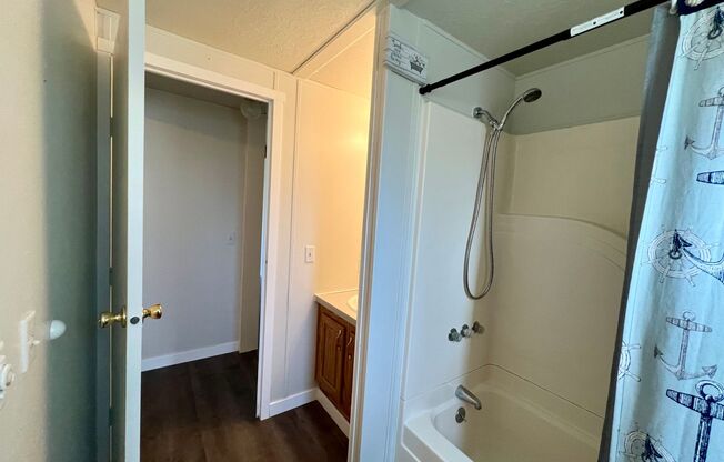 2 beds, 2 baths, $2,000