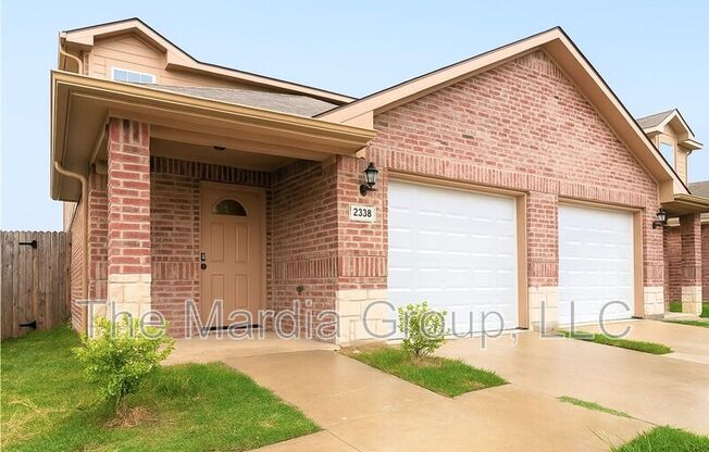 2347 BLOOMFIELD DR