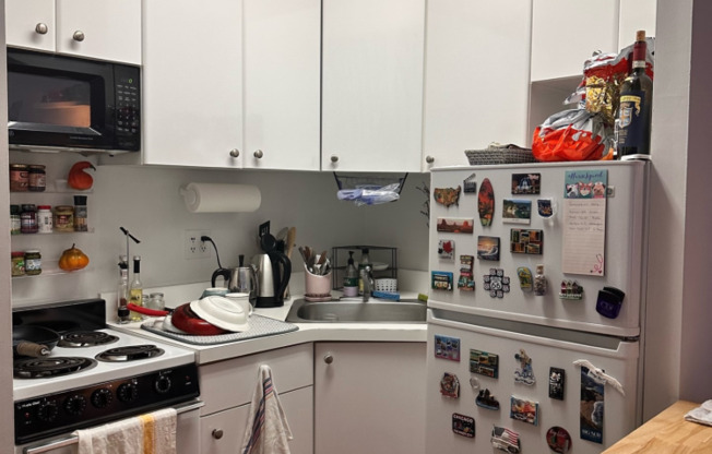 Studio, 1 bath, $3,395, Unit 7D
