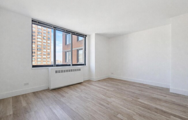 1 bed, 1 bath, 825 sqft, $6,000, Unit 4H