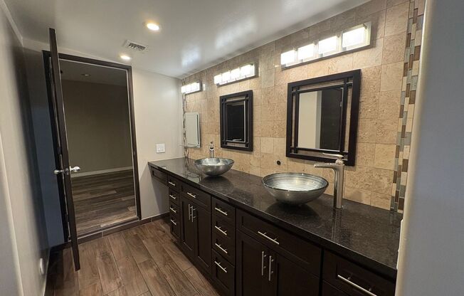 Rodriguez-N. 54th Ln