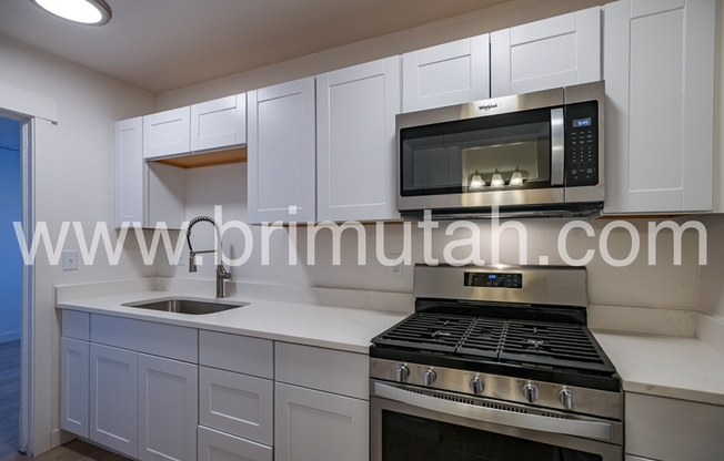 273-275 S. 400 E. - 11