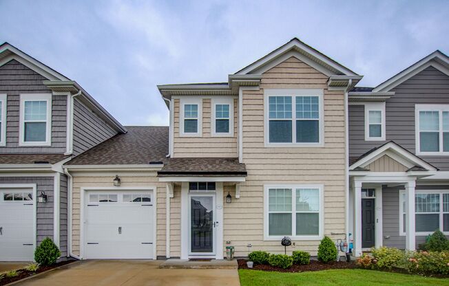 3 Bed, 2.5 Bath Condo in Hickory School District, Chesapeake