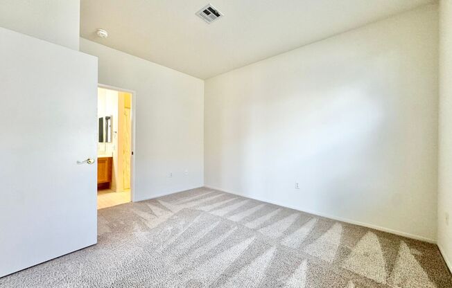 1 bed, 1 bath, $2,450