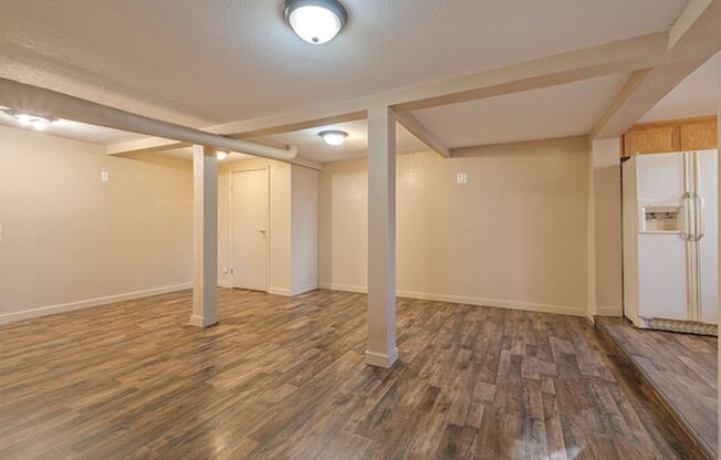 Studio, 1 bath, 625 sqft, $1,100, Unit 22045  lower unit