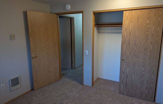 2 beds, 2 baths, 950 sqft, $1,350, Unit 29
