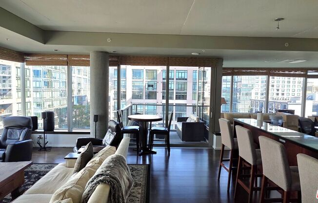 1 bed, 2 baths, 1,400 sqft, $4,200, Unit 1116