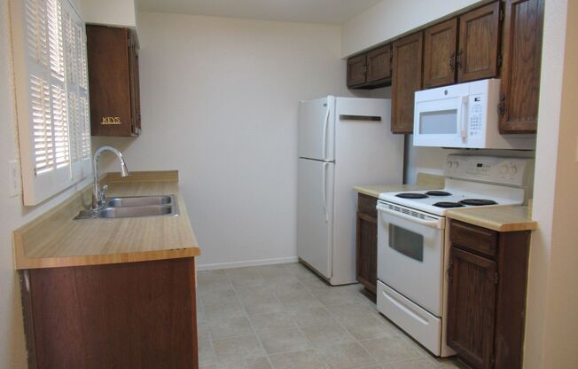 2 beds, 1 bath, $1,500