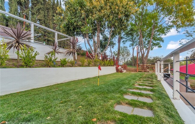 4775 HUNTINGTON DR