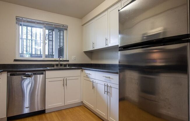 Martine Apartments