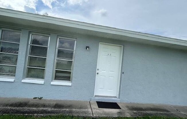 Flexible Living in a Prime Cape Coral Spot