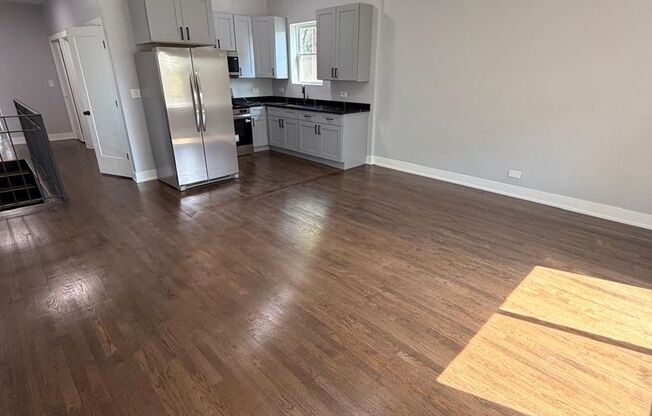 3 beds, 2 baths, 1,550 sqft, $2,450, Unit 3
