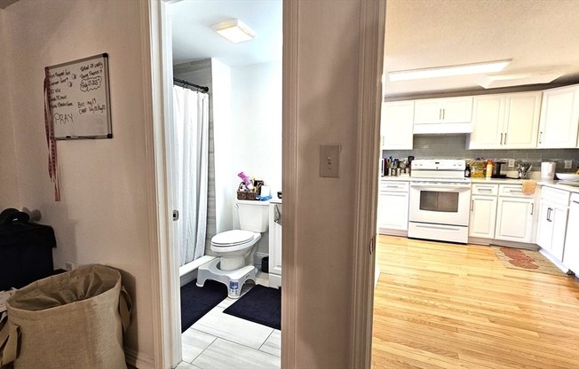 2 beds, 2 baths, 1,098 sqft, $3,100, Unit 416