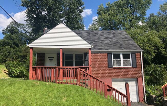 NEWLY RENOVATED 3bd 2ba home in Penn Hills!!