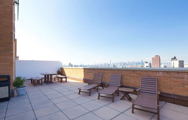 2 beds, 1 bath, 706 sqft, $4,800, Unit 6E