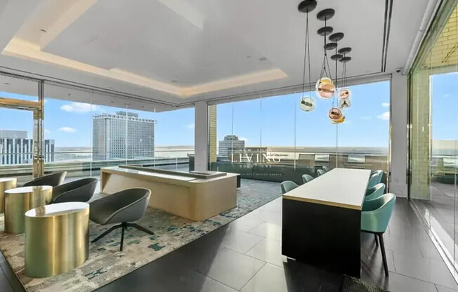 1 bed, 1 bath, 832 sqft, $6,300, Unit 18C
