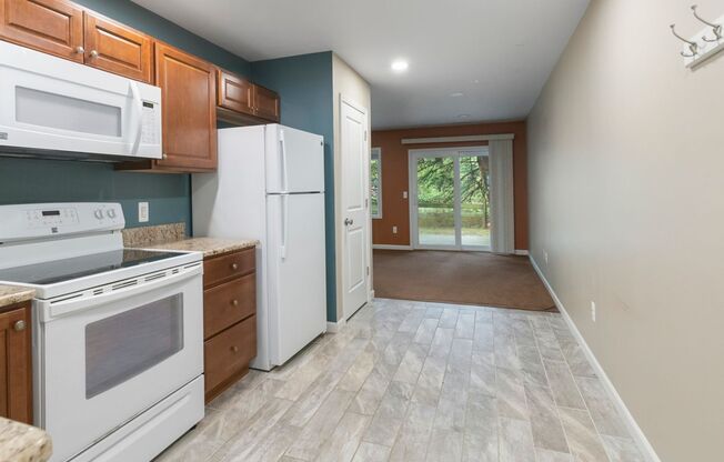 1 bed, 1 bath, $1,000, Unit 1307 E Gaylord 1BR